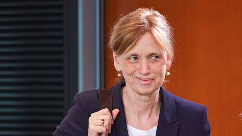 Familienministerin Karin Prien will das Elterngeld reformieren. 